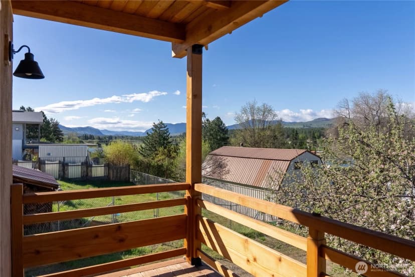 Property photo for 906 Lince Avenue, Winthrop photo 9