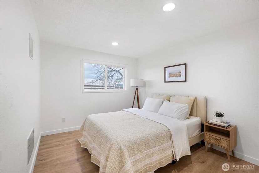 Property photo for 1406 Shattuck Avenue S, Renton photo 11