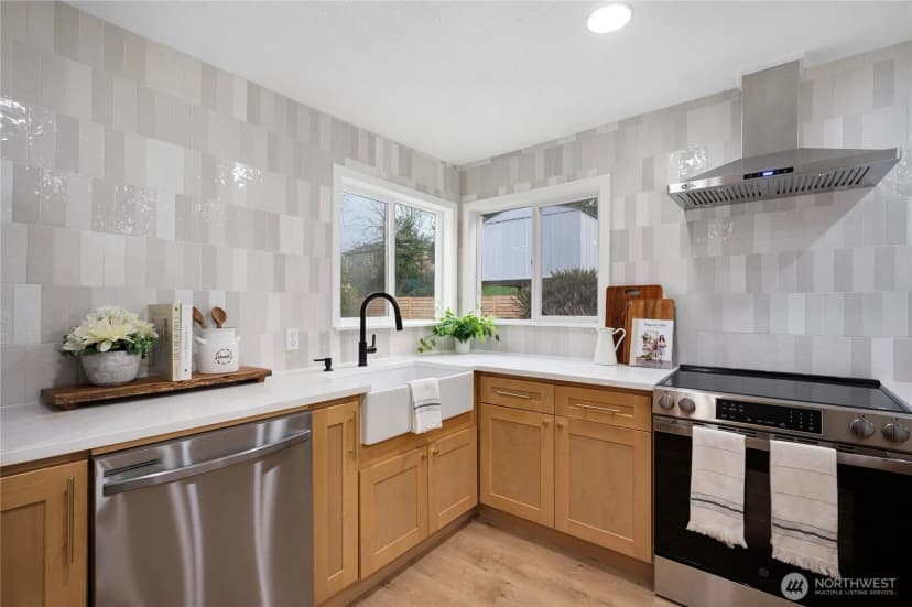 Property photo for 1406 Shattuck Avenue S, Renton photo 7