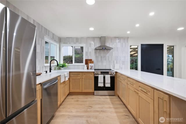 Property photo for 1406 Shattuck Avenue S, Renton photo 5