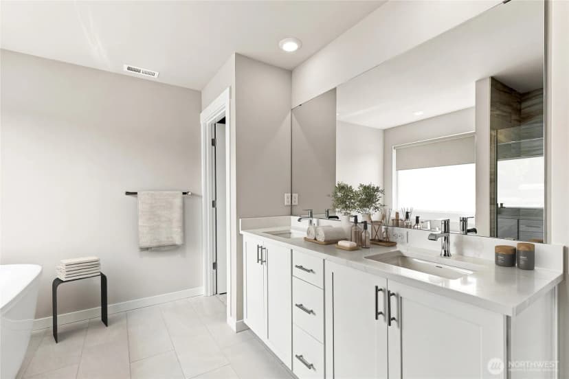 Property photo for 23735 Se 49th Street, Issaquah photo 11