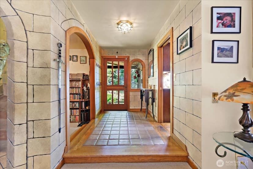 Property photo for 6418 E Mercer Way, Mercer Island photo 12