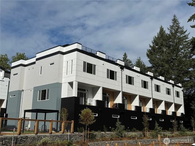 Property photo for 1151 129th Court Ne, Bellevue