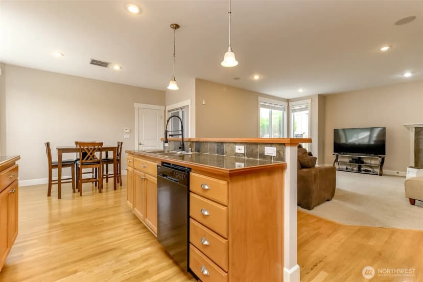 Property photo for 6213 122nd Street Ct E, Puyallup photo 7