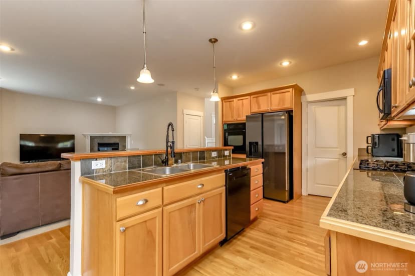Property photo for 6213 122nd Street Ct E, Puyallup photo 8