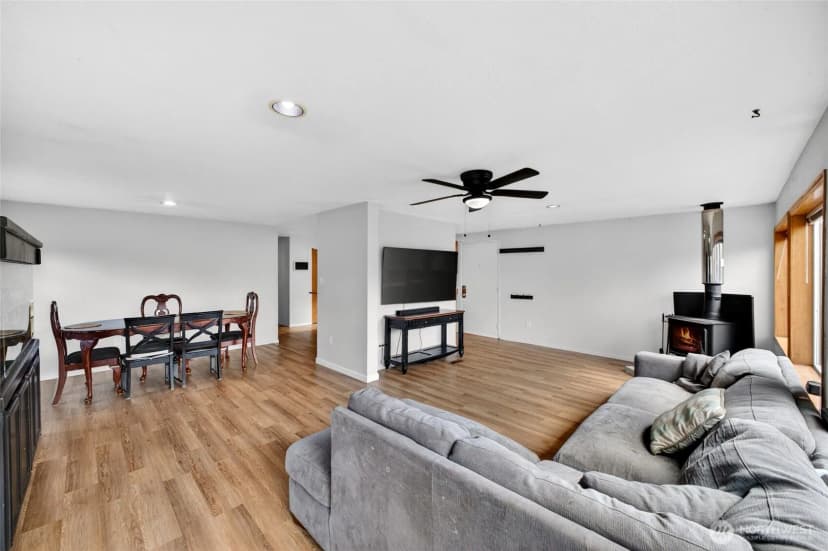 Property photo for 22222 133rd Street E, Bonney Lake photo 8
