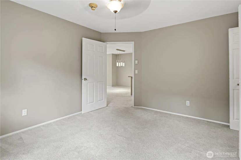 Property photo for 18210 73rd Avenue Ne #201, Kenmore photo 15