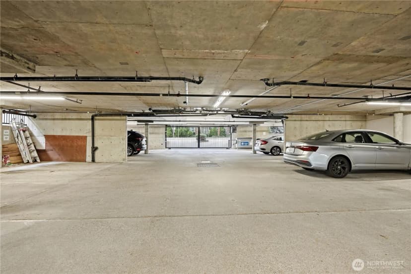 Property photo for 18210 73rd Avenue Ne #201, Kenmore photo 25