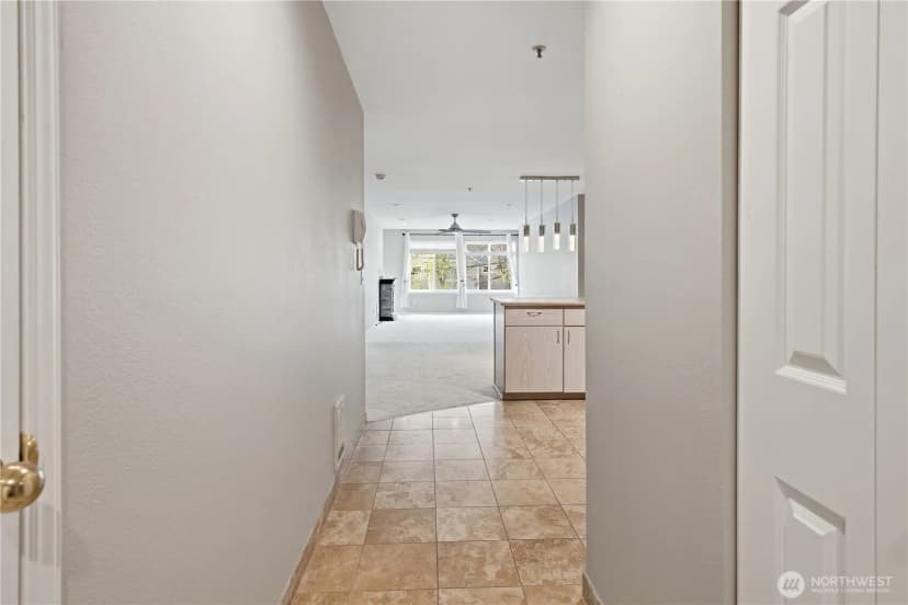Property photo for 18210 73rd Avenue Ne #201, Kenmore photo 23