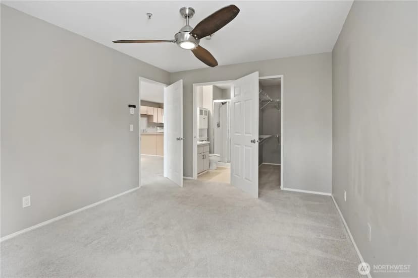 Property photo for 18210 73rd Avenue Ne #201, Kenmore photo 17