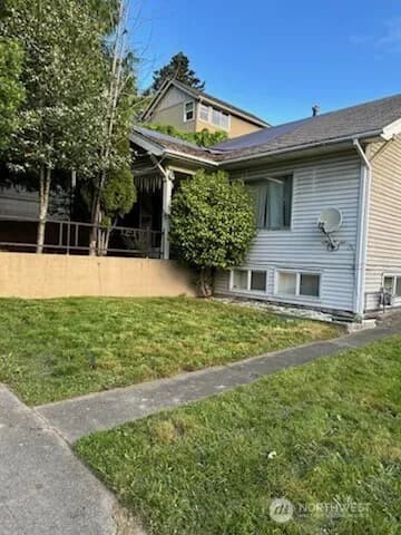 Property photo for 2816 Sw Dakota Street, Seattle photo 6