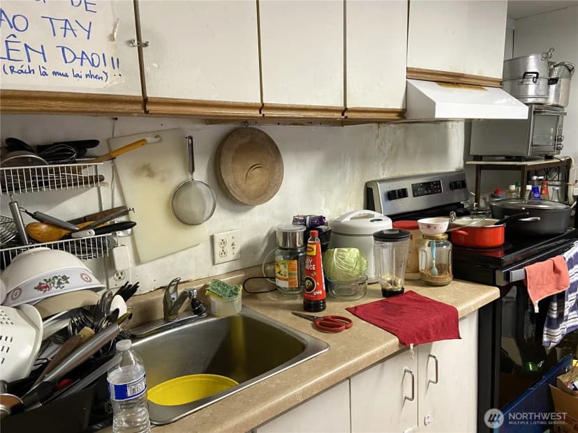 Property photo for 13000 Martin Luther King Jr Way S #9, Seattle photo 5