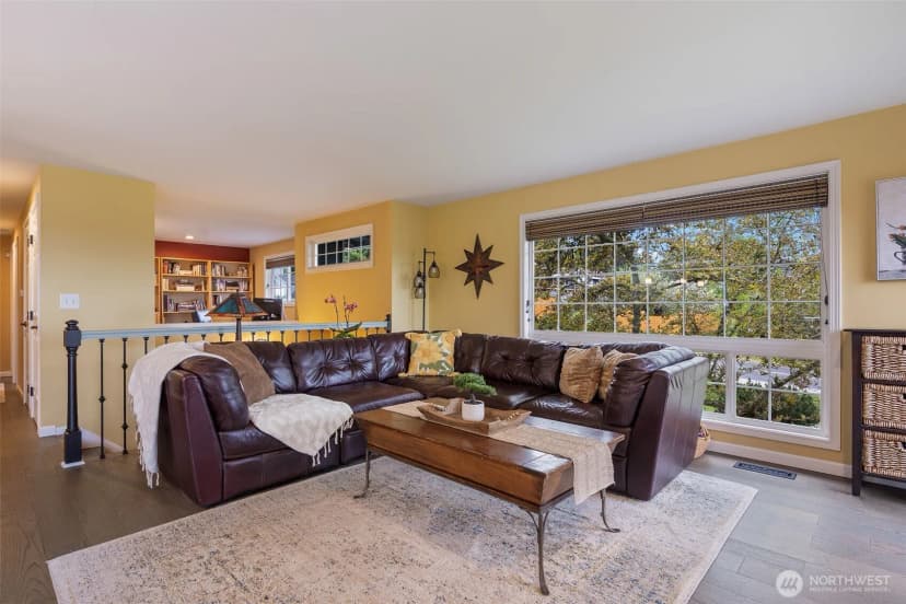 Property photo for 4611 76th Street Sw, Mukilteo photo 6