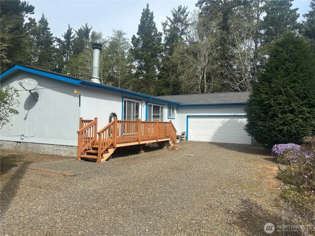 Property photo for 1405 324th Place, Ocean Park photo 3