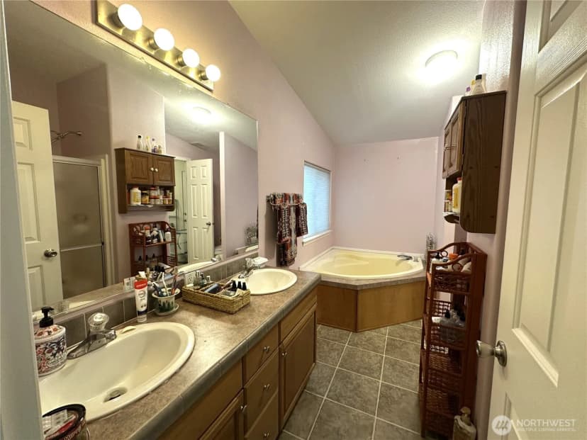 Property photo for 1405 324th Place, Ocean Park photo 26