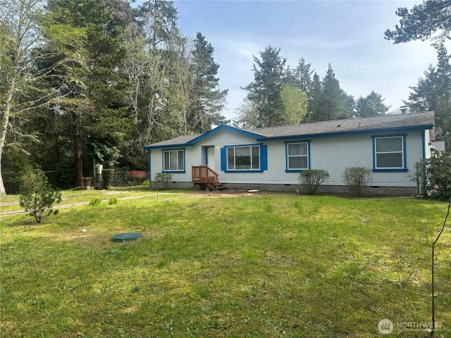Property photo for 1405 324th Place, Ocean Park photo 2