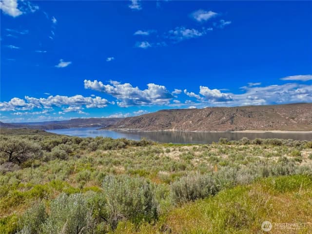 Property photo for 46230 Arrowleaf Canyon Drive N, Grand Coulee