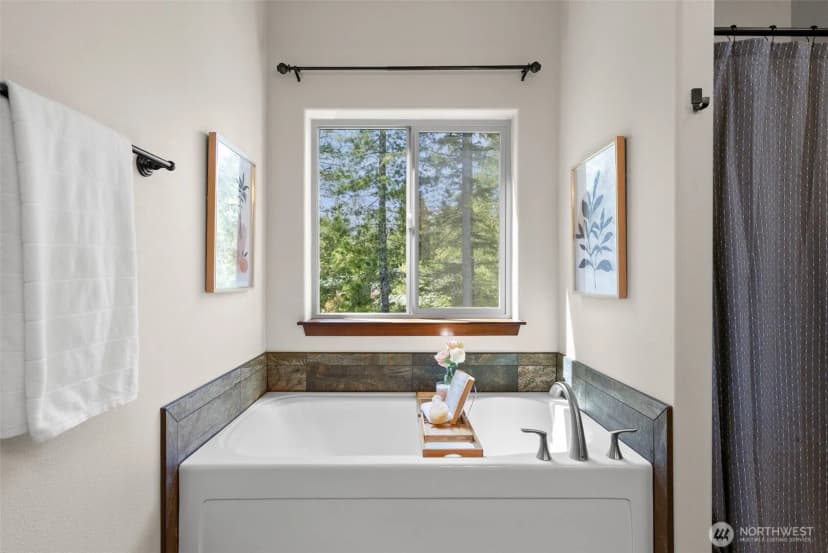 Property photo for 2791 Legend Lane Nw, Seabeck photo 23