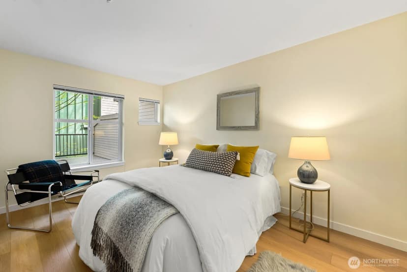 Property photo for 12345 Roosevelt Way Ne #209, Seattle photo 9