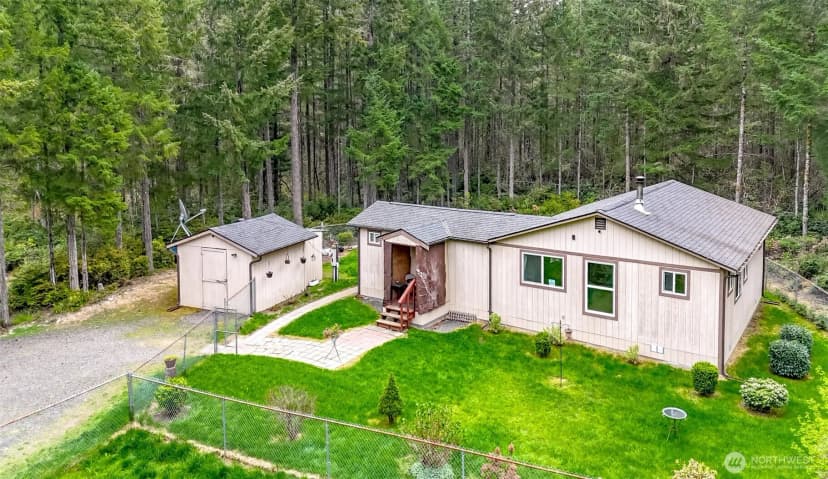 Property photo for 17103 Nw Sunset Ridge Way Nw, Seabeck photo 2