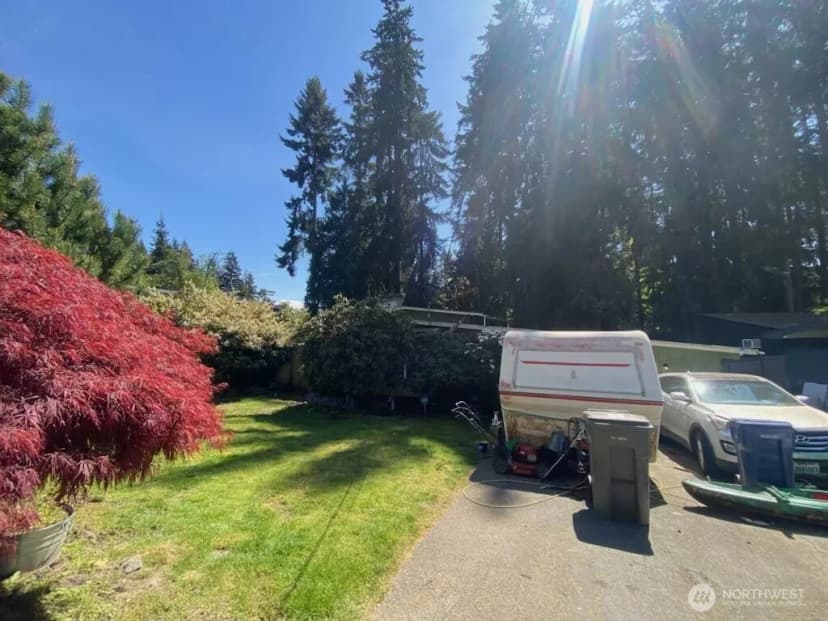 Property photo for 12229 Ne 65th Street, Kirkland photo 5