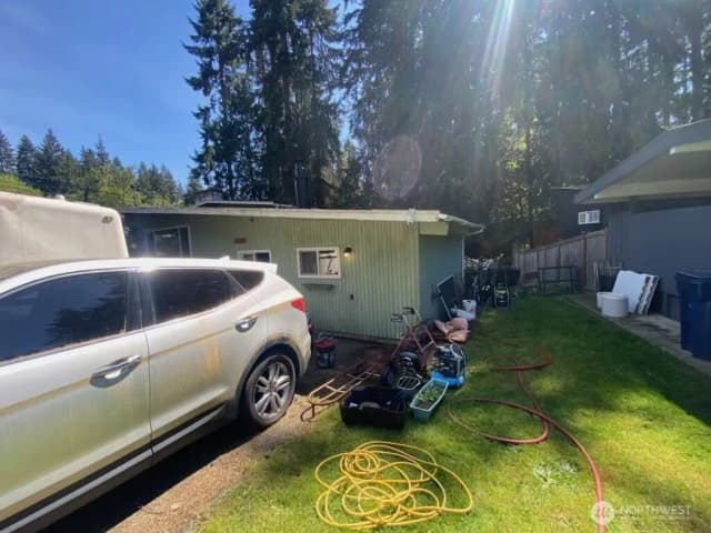 Property photo for 12229 Ne 65th Street, Kirkland photo 3