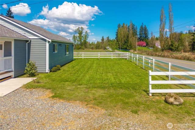 Property photo for 39805 212th Avenue Se, Enumclaw photo 3