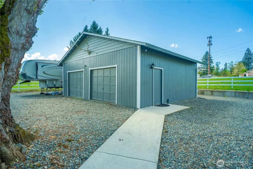 Property photo for 39805 212th Avenue Se, Enumclaw photo 14