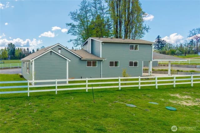 Property photo for 39805 212th Avenue Se, Enumclaw photo 4