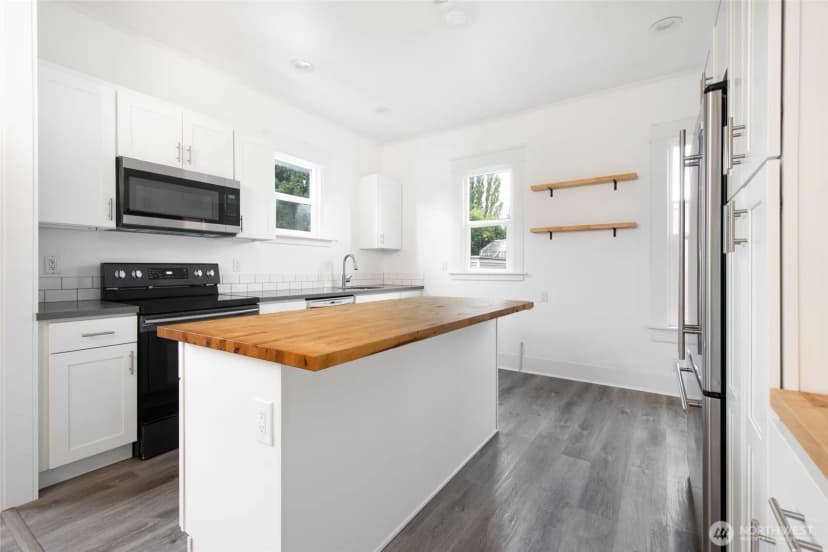 Property photo for 6753 14th Avenue Nw, Seattle photo 10
