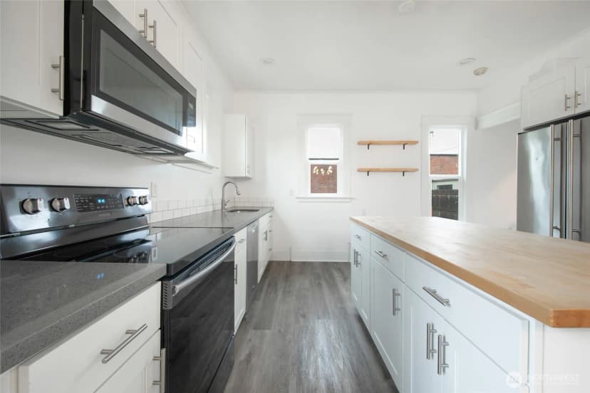Property photo for 6753 14th Avenue Nw, Seattle photo 11