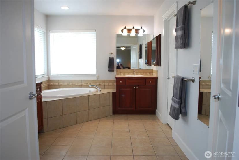 Property photo for 5304 151st Avenue Ct E, Sumner photo 24