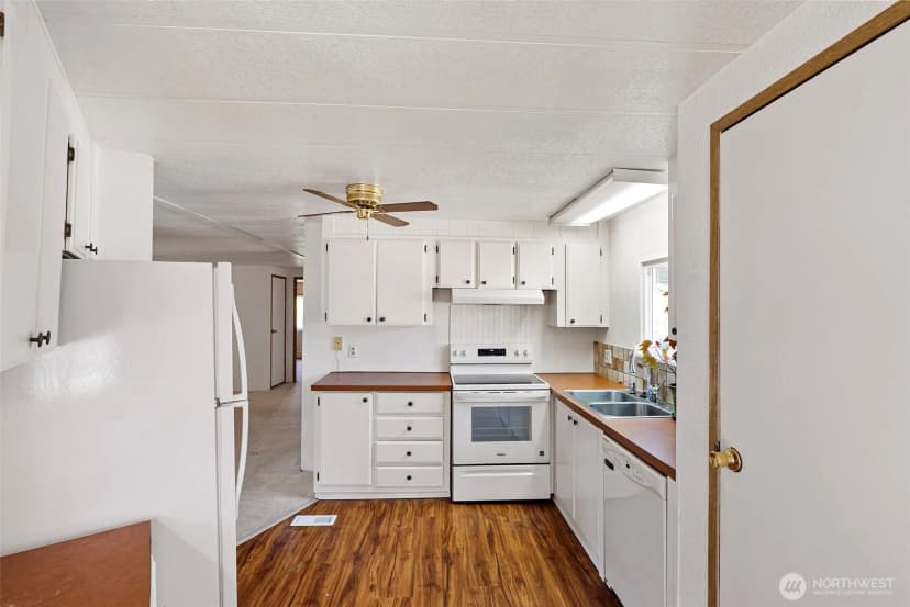 Property photo for 2200 196th Street Se #43, Bothell photo 6