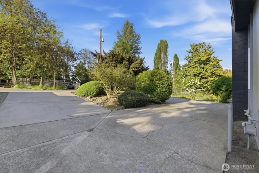 Property photo for 4041 S 150th Street, Tukwila photo 37