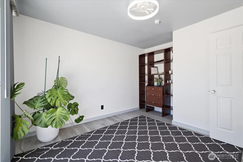 Property photo for 4041 S 150th Street, Tukwila photo 12