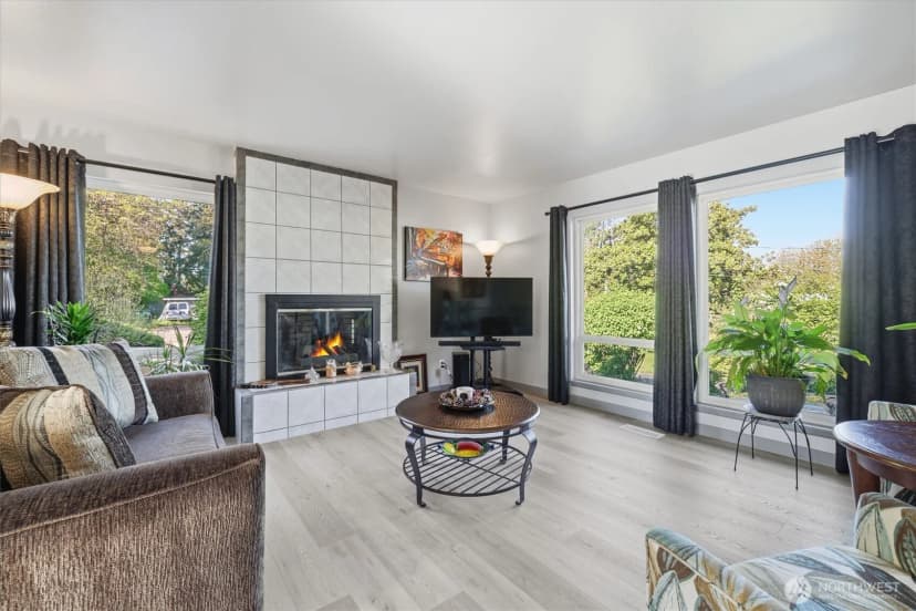 Property photo for 4041 S 150th Street, Tukwila photo 2