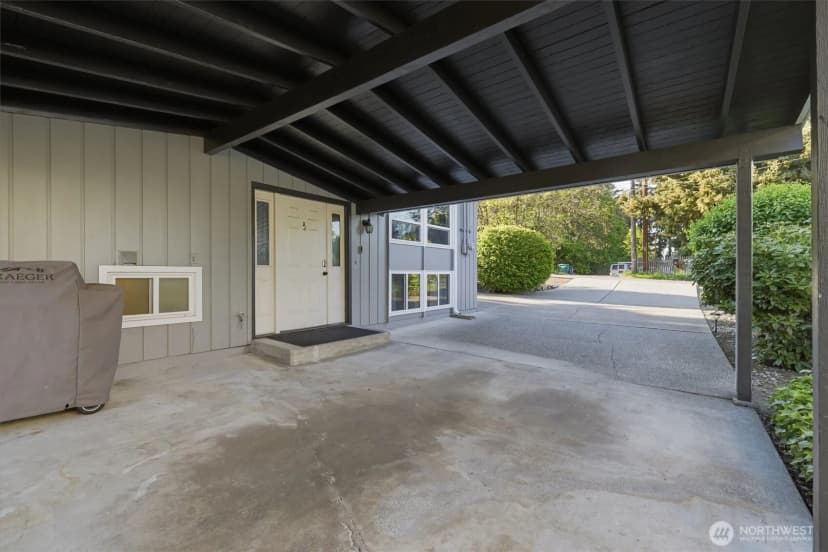 Property photo for 4041 S 150th Street, Tukwila photo 35