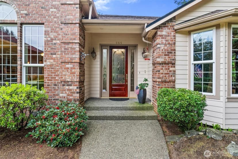 Property photo for 5315 Klipsun Lane Sw, Olympia photo 6