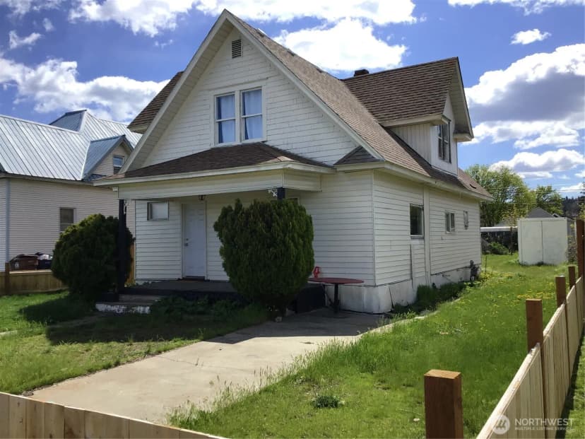 Property photo for 2508 E 1st Avenue, Spokane photo 2