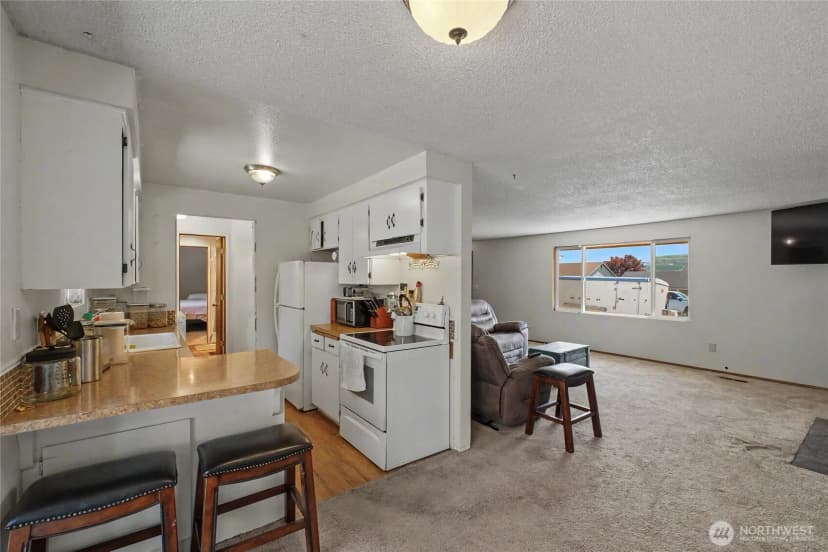 Property photo for 1121 Jean St Se, East Wenatchee photo 6