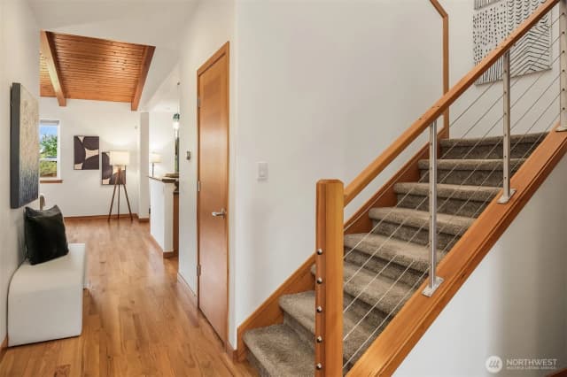 Property photo for 911 Nw 59th Street, Seattle photo 5