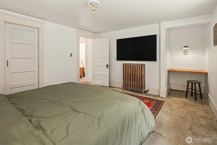 Property photo for 2519 31st Avenue S, Seattle photo 31