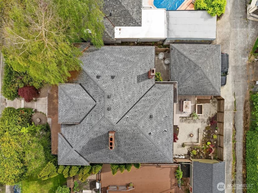Property photo for 2519 31st Avenue S, Seattle photo 26