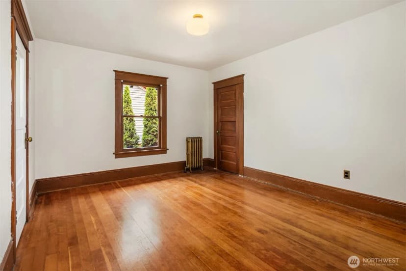 Property photo for 2519 31st Avenue S, Seattle photo 19