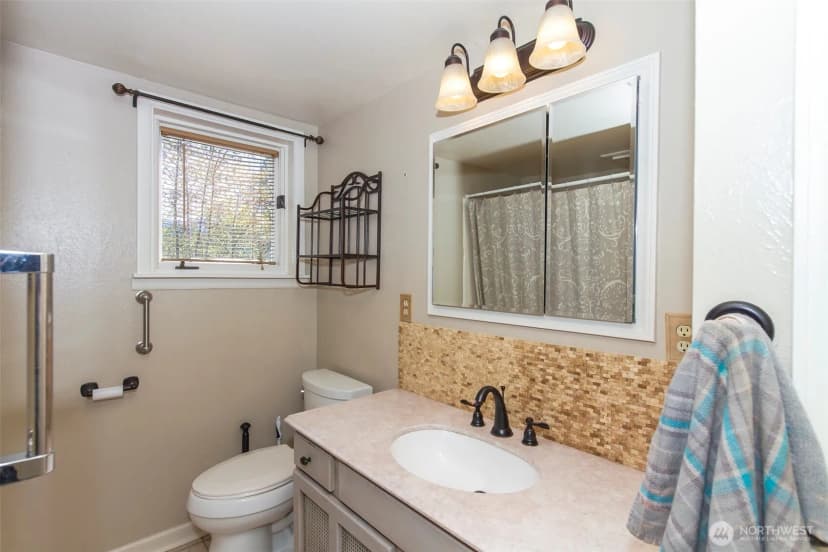 Property photo for 1140 S Pine Street, Kettle Falls photo 32