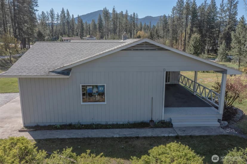 Property photo for 1140 S Pine Street, Kettle Falls photo 9