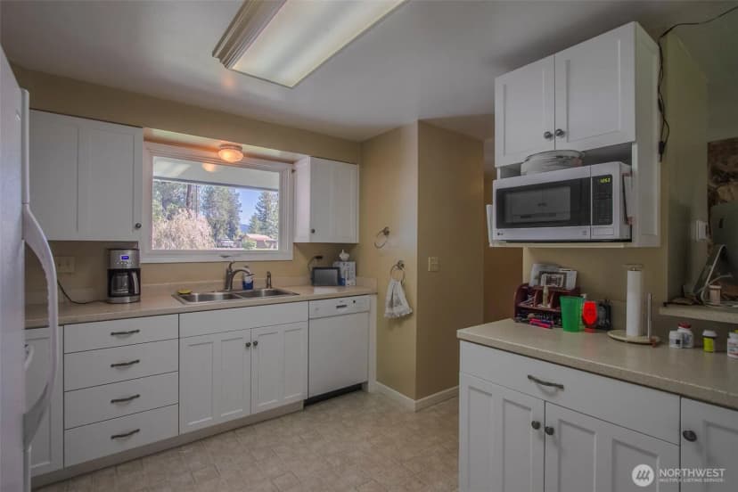 Property photo for 1140 S Pine Street, Kettle Falls photo 15