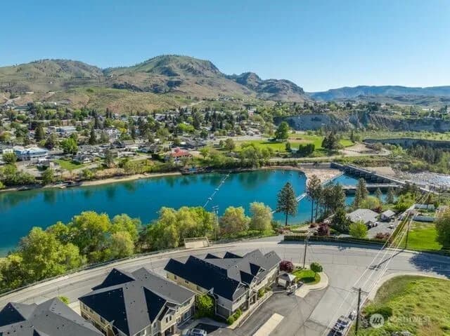 Property photo for 230 E Furnham Ave #c3, Chelan photo 28
