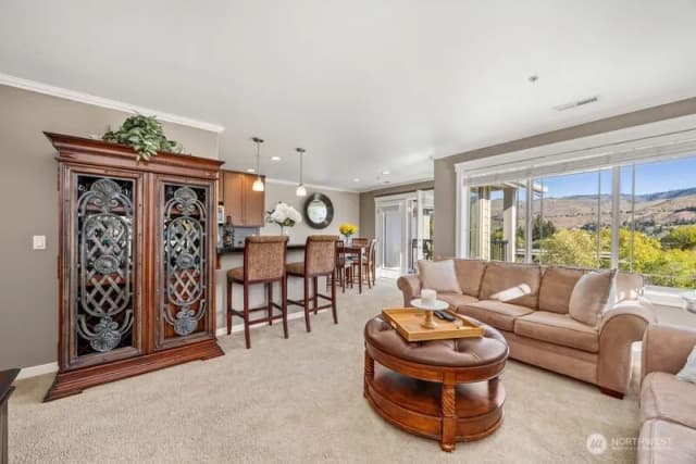 Property photo for 230 E Furnham Ave #c3, Chelan photo 5