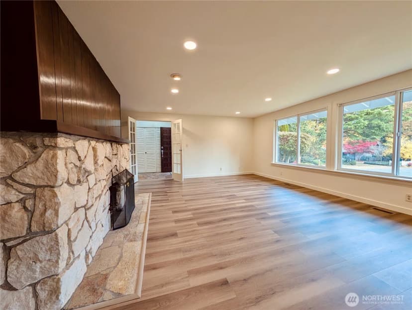 Property photo for 1135 147th Pl Ne, Bellevue photo 10